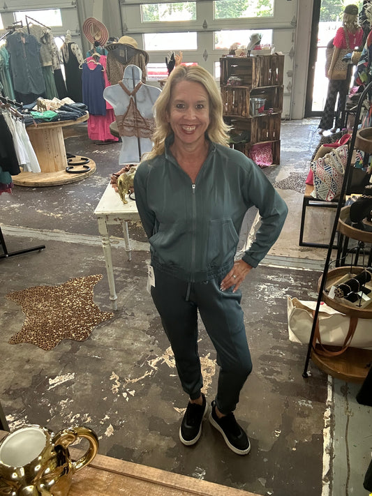 Mock Neck Zip Up Active Jacket