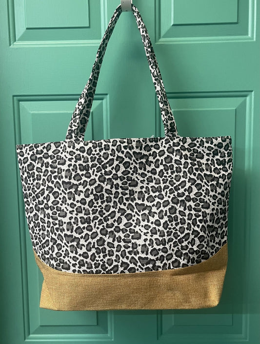 Cheetah Tote Bag - Charming Cheetah Boutique