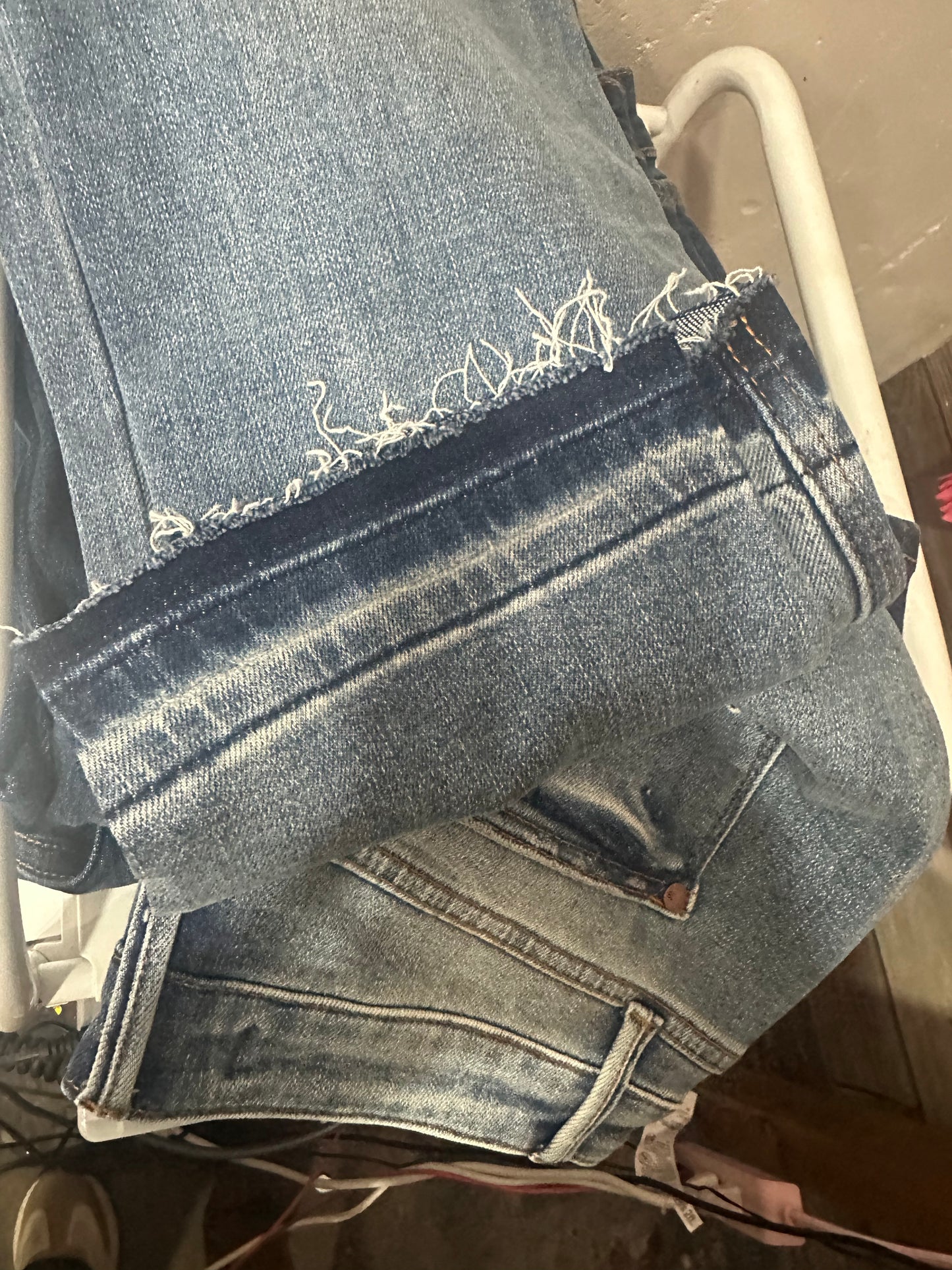 JB M/R Rigid Magic Release Hem