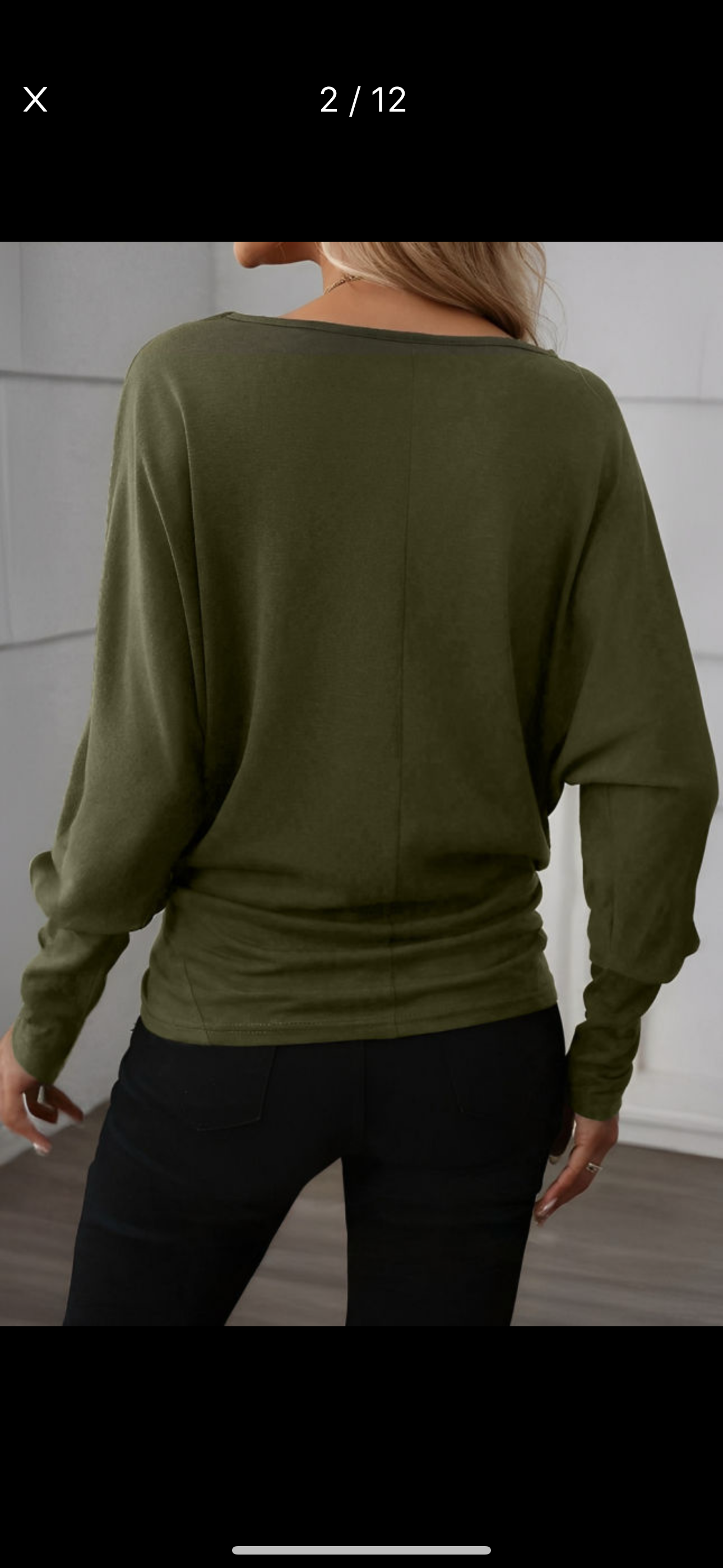 Extended-cuff Sweater/top