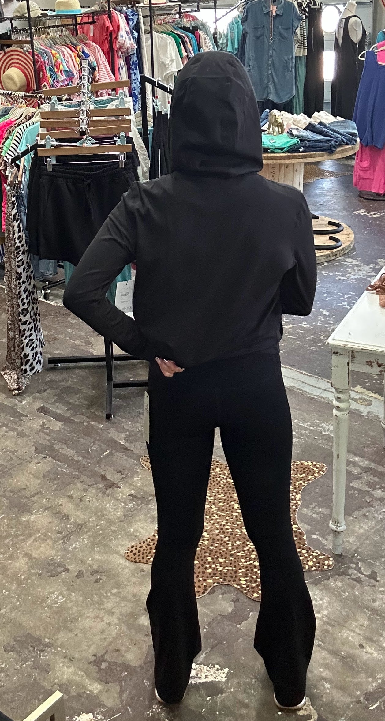 Boxy Active Essential Hoodie Pullover with Thumb Holes