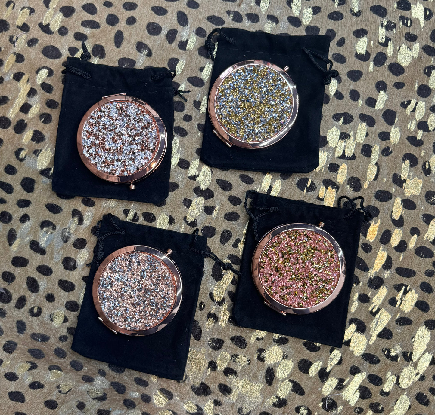 Compact Mirror