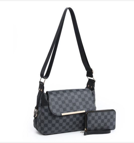 Circle Monogram Handbag Set