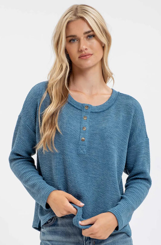 DUSTY TEAL WAFFLE KNIT HENLEY LS KNIT TOP