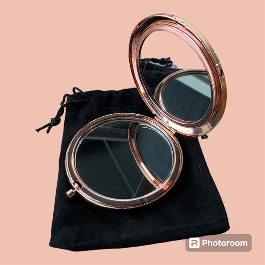Compact Mirror